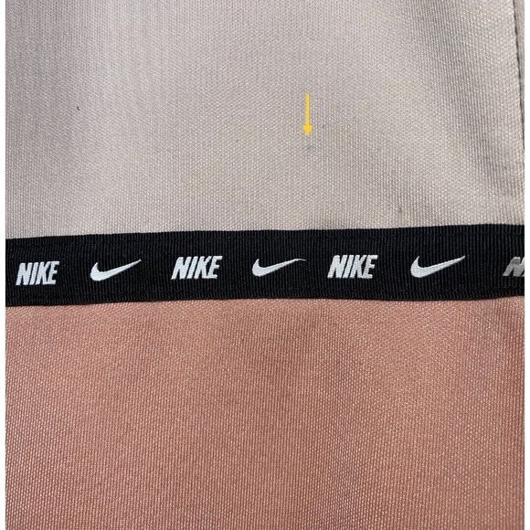 NIKE Women's Therma Colorblocked Half-Zip Training Hoodie Size XS - Picture 3 of 7